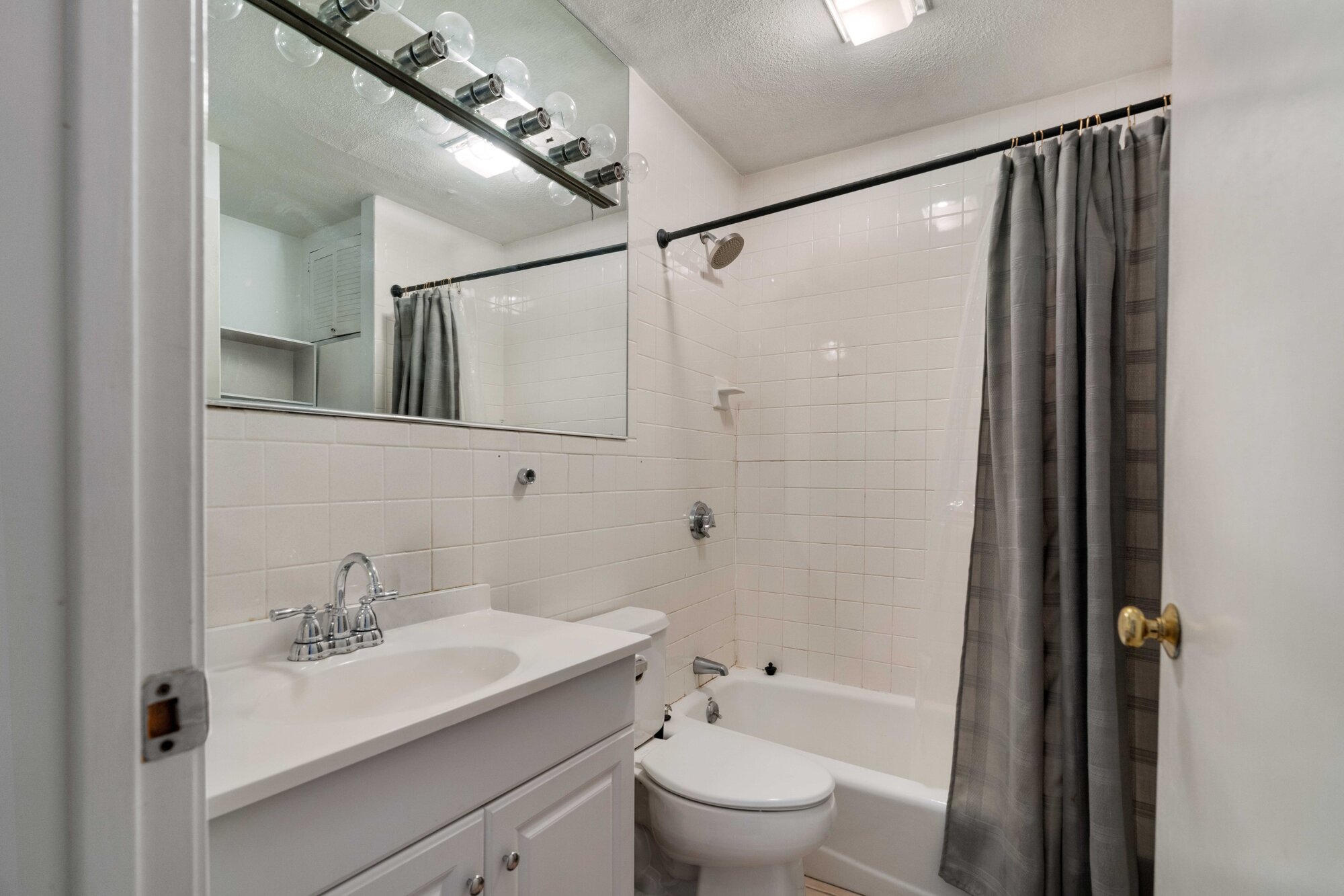 139&ndash;145 Richmond &mdash; interior 4